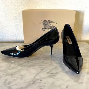 New Burberry pumps